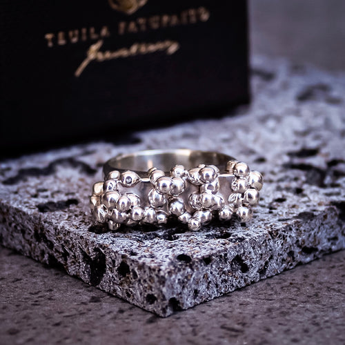 Teuila Fatupaito Plerogyra Ring Series - Rectangle shape in 925 sterling silver with coral-inspired texture, front view