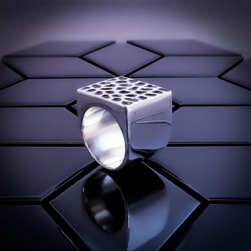 Teuila Fatupaito 925 silver Ring black side view 